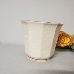 Vintage Lenox Ivy Cache Pot